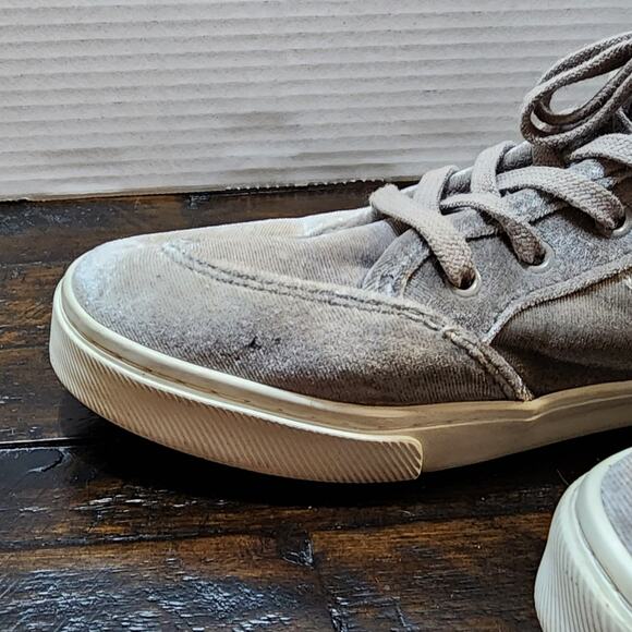 Old navy Grey suede faux fur high top sneakers size 10‎ - Picture 8 of 8